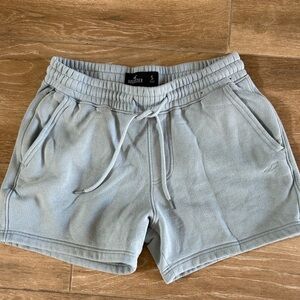 Hollister men’s Light blue Athletic Shorts size small